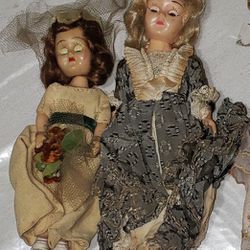 2 small 1950's sleepy eye dolls with gowns & hats lot