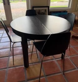 Table and 4 chairs