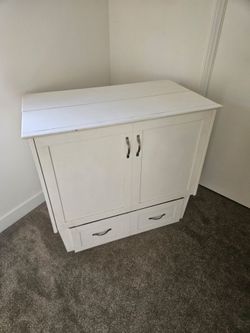 Free Murphy Bed
