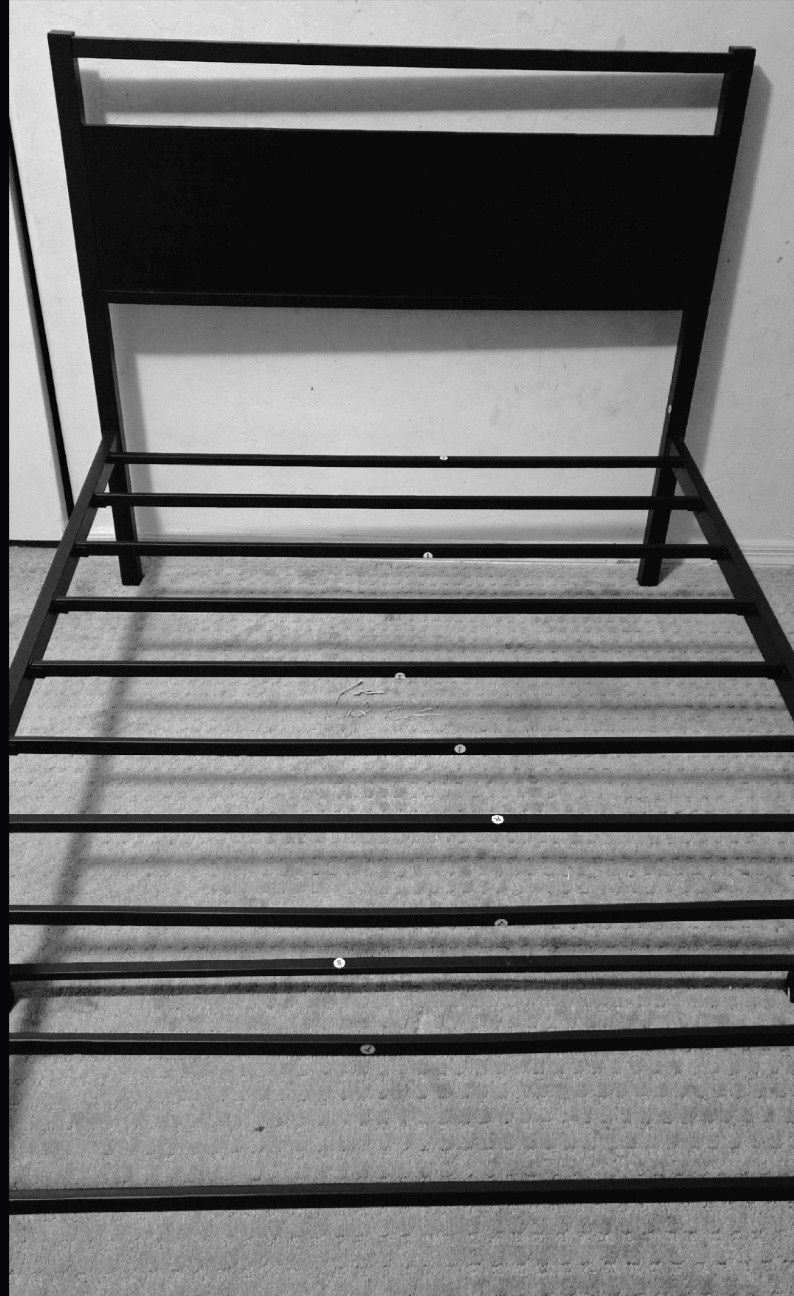Twin Bed  Framer.  Cama Individual
