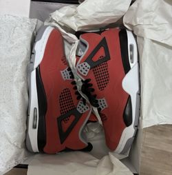 Jordan 4 Toro Bravo 2026 Size 9