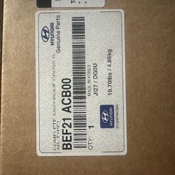 Hyundai Genuine Roof Rack Cross Bars – New (BEF21-ACB00)