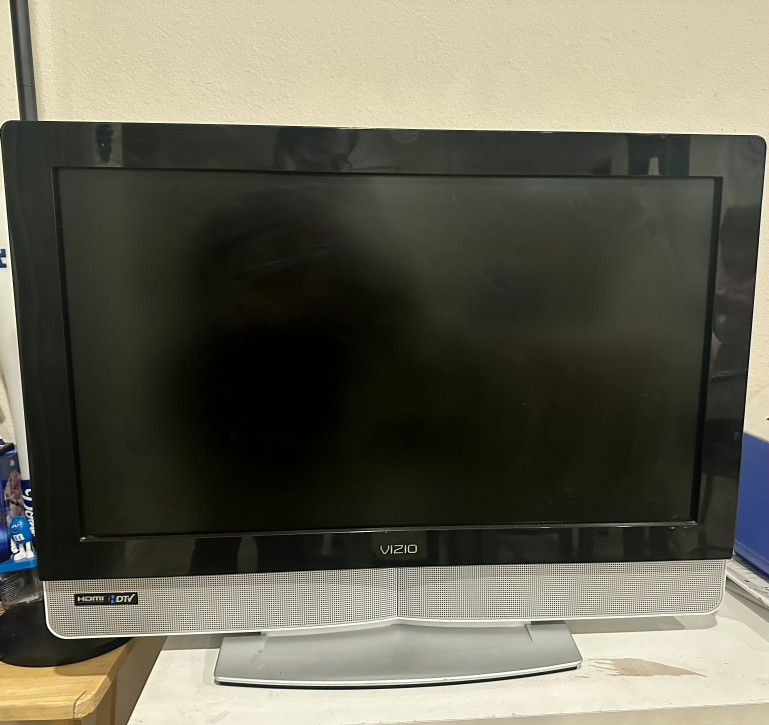 31" Vizio HDTV 