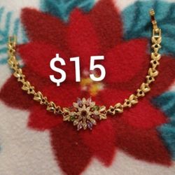 Gold Plated Women's Bracelet/Brasalete De Oro Laminado 