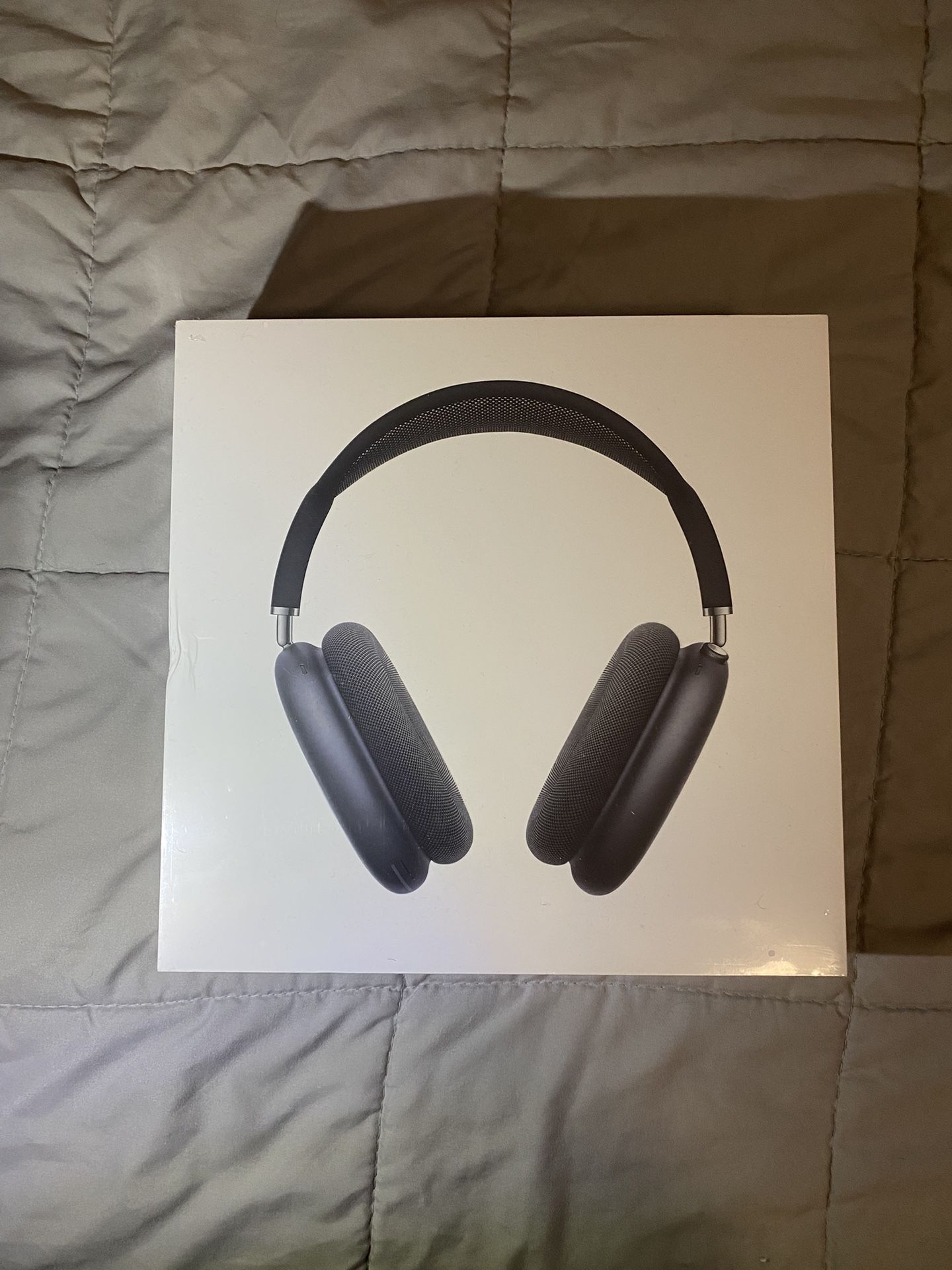 SEALED Airpod Max Midnight/Black