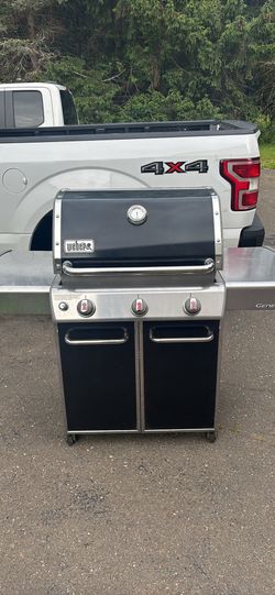 Weber Genesis three exc. cond $375