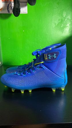 New Under armor football/soccer cleats size 9 in men’s
