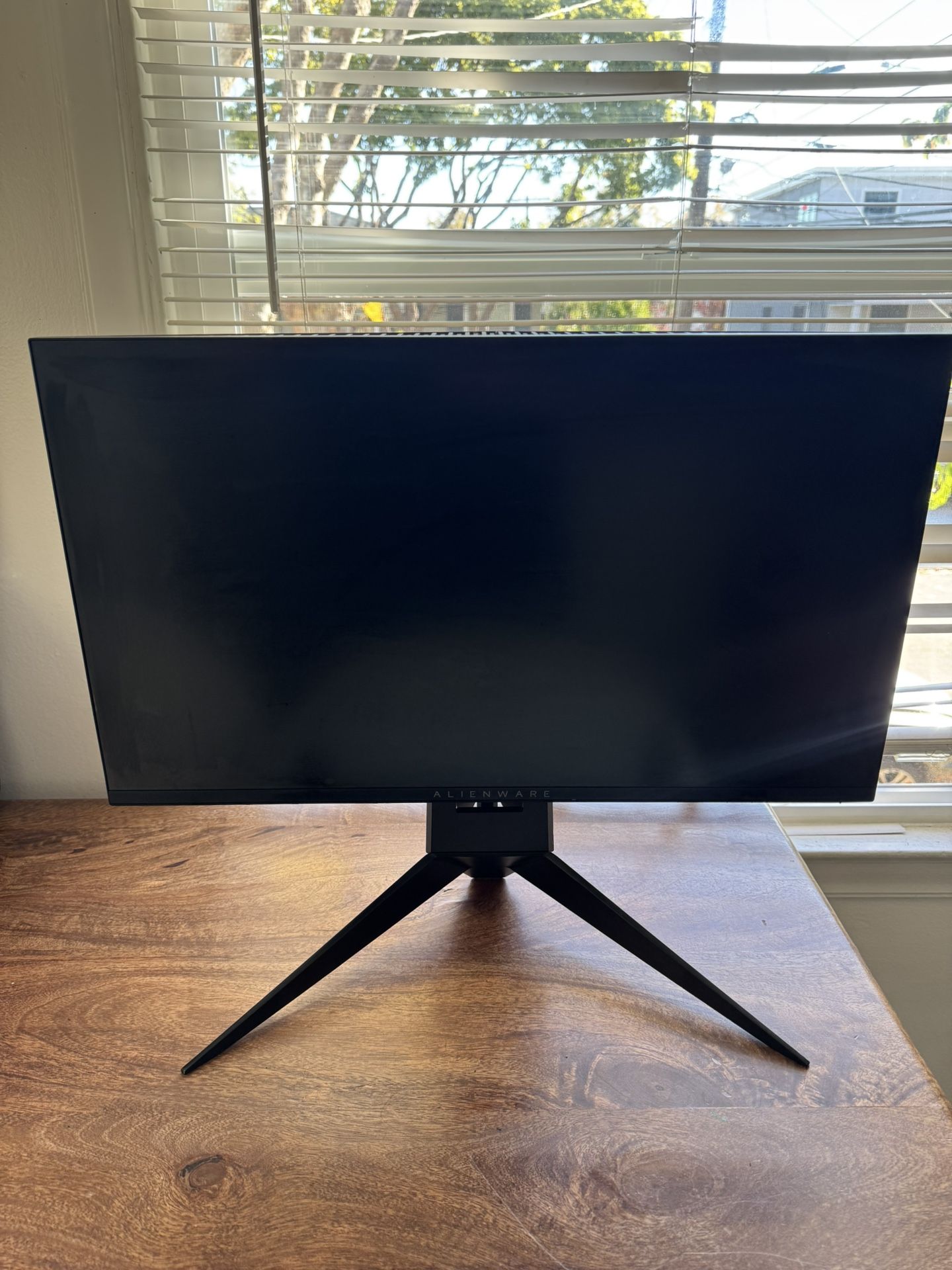 Alienware Monitor 24.5”. AW2518H