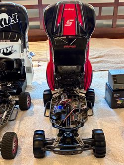 Traxxas Slash 4wd (2 cars)