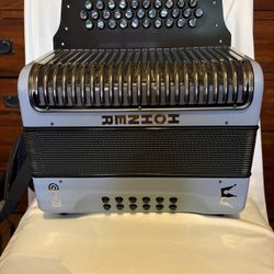 Hohner Corona C-ii, C-2. Acordeon, Accordion. Fa FBE