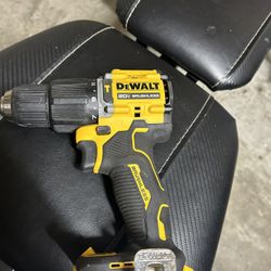 Dewalt 20v 1/2in drill driver 