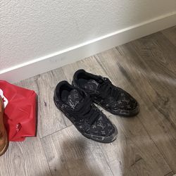 LV shoes