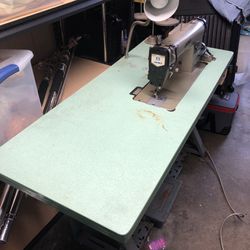 Juki DDL 555 Sewing Machine 
