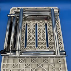 Yae Marine WHITE SWIM 2 STEP LADDER PLATFORM ASSEMBLY