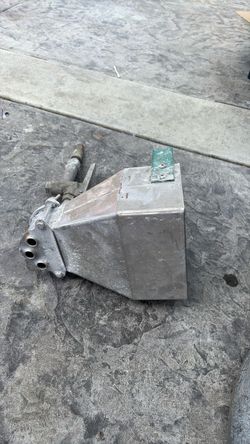 Heavy Duty Metal Fabricated Bracket Assembly