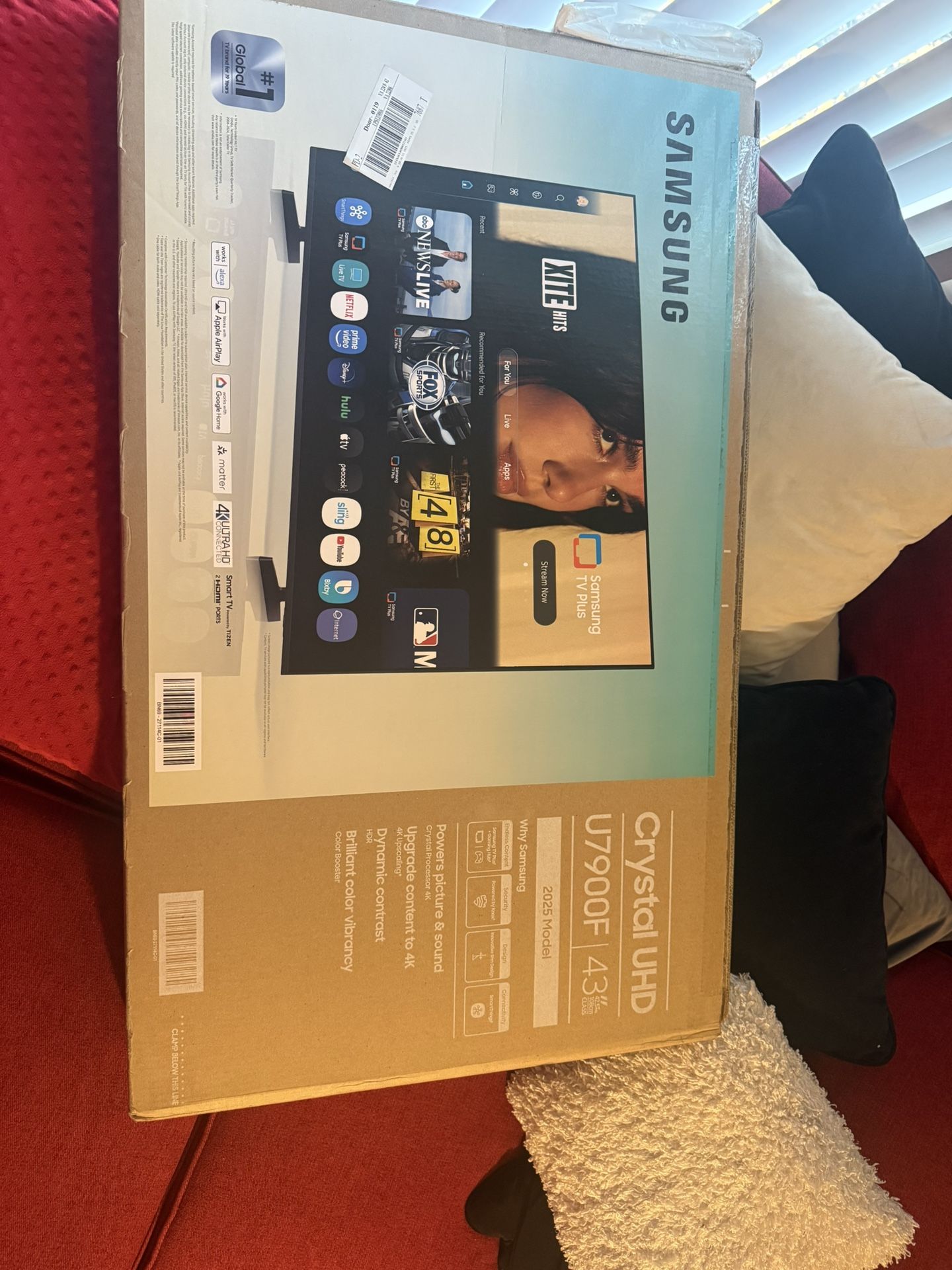 Brand New Samsung smart tv -43”