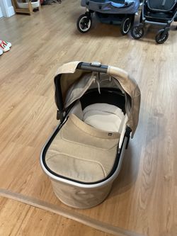 UppaBaby V3 Bassinet