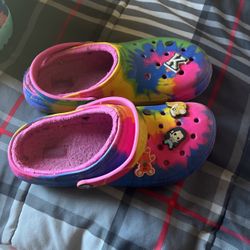 Croc size 5 lining