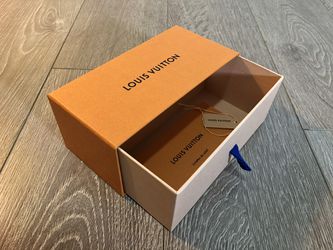 Louis Vuitton Box for Sale in Whittier, CA - OfferUp