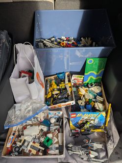 Lego Lot - tons of vintage parts and retired sets from 8058 (Deep Sea), two Star Wars (8085 & 75015)