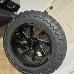 Toyota Tundra Wheels 