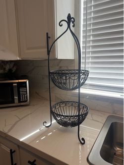 Fruit bowl two tier