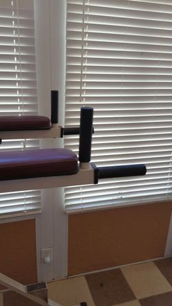 Gold's gym power tower 2500 new arrivals