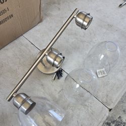 New 3-Light Bathroom Light Fixtures, Brushed Nickel Modern Vanity Lights. 18.9"L x 6.93"W x 9.17"H. Bulbs Not Included!!