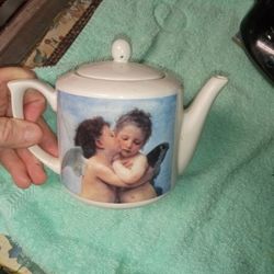 Vintage Cherub Teapot