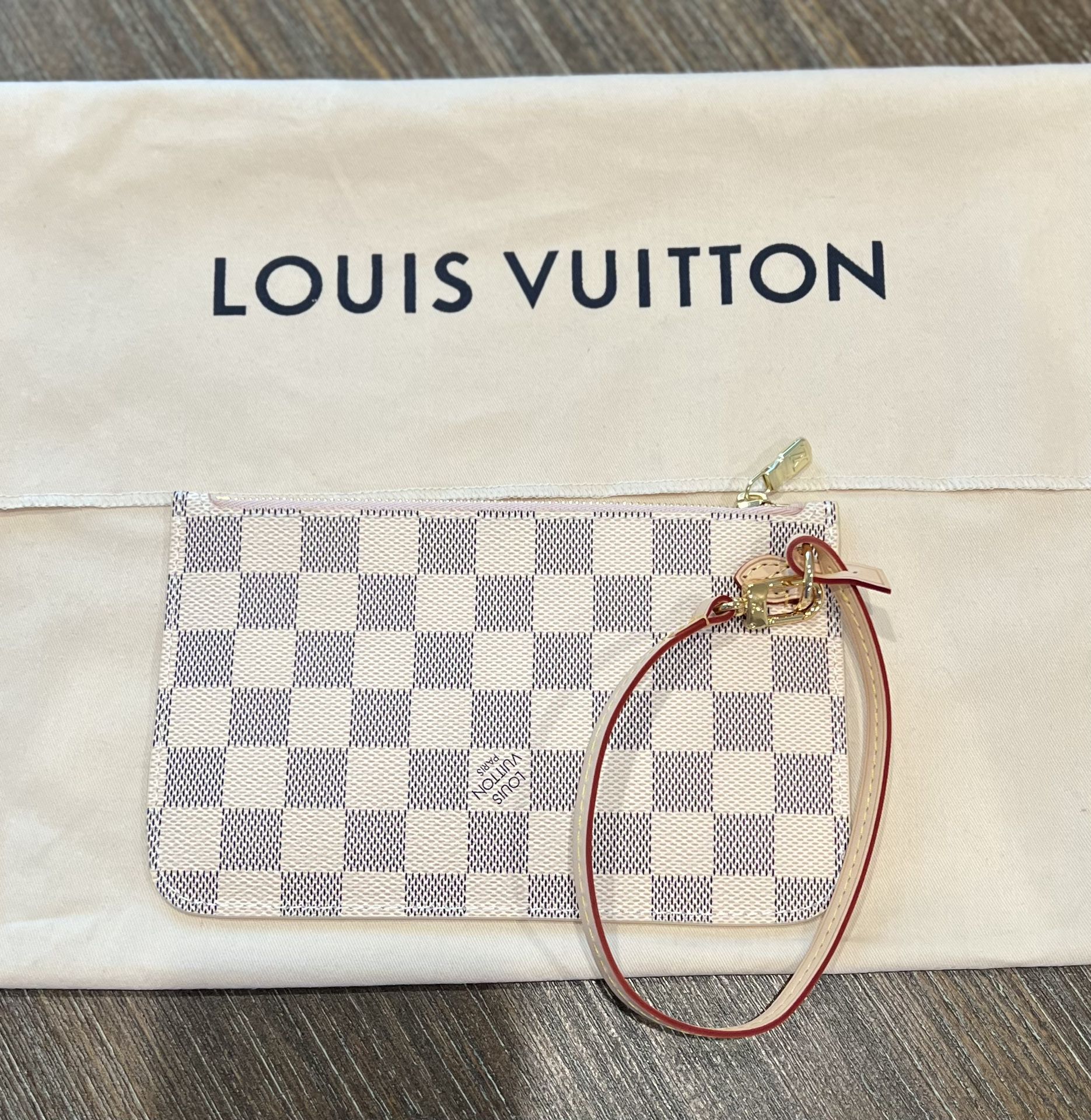 Louis Vuitton Never Full Pm Small for Sale in Schertz, TX - OfferUp