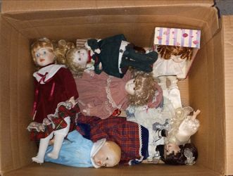 100+ antique porcelain dolls & stuffed animals