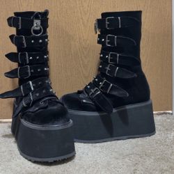 Demonia Damned 225 Black Velvet Platform Boots