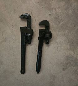 Pipe wrench