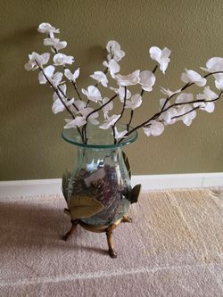 Hawaiian style Vase
12” x 12” x 16”h
