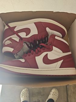 Mens's Jordan 1's