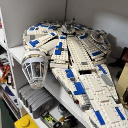 LEGO Star Wars Kessel Run Millennium Falcon 75212