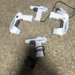 Laser tag guns 