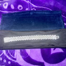 Miami Cuban Link Bracelet 16mm VVS Moissanite 