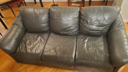 Plummers Scandinavian Design Leather Sofa Couch