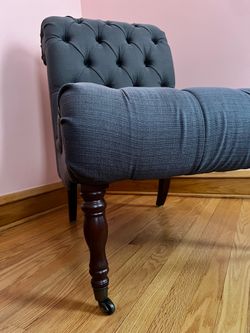 Tufted  Accent Chair