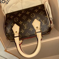 Louis Vuitton Handbag 