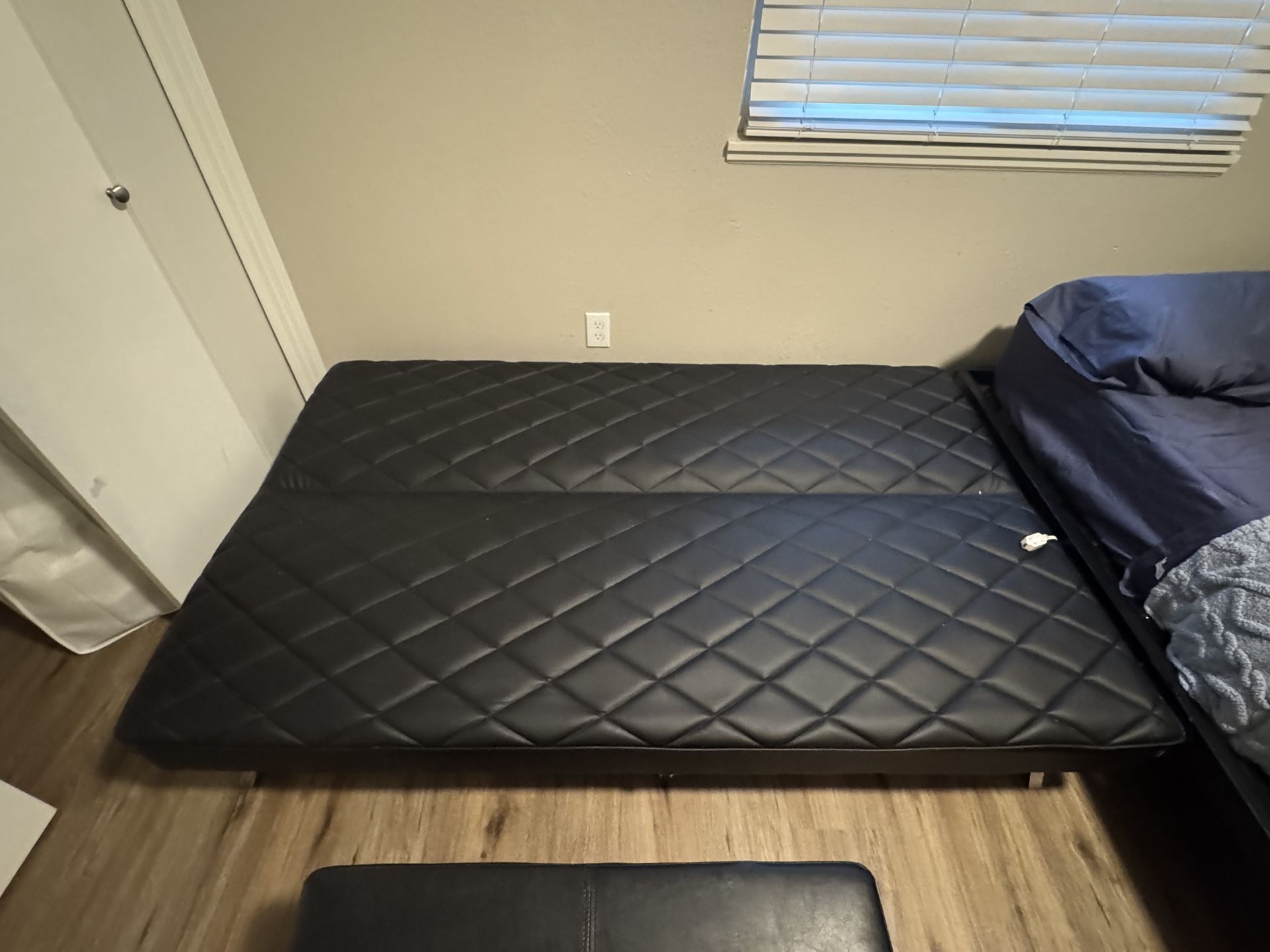 Futon And Ottoman