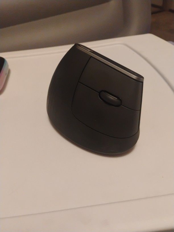 Logitech MX Vertical Optical Mouse