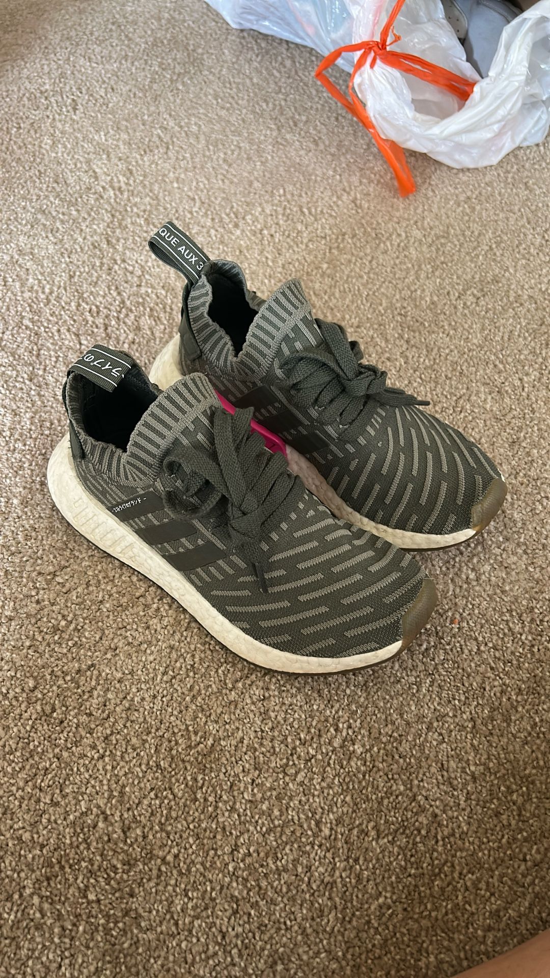 Adidas Sneakers
