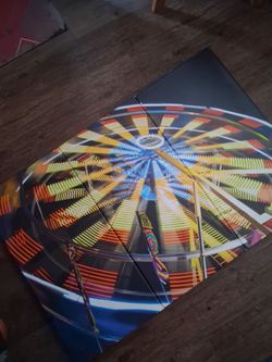 FRIS WHEEL WALL DECORATION