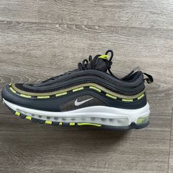  Nike Air Max 97 Undefeated Black Volt Men’s Size 10.5