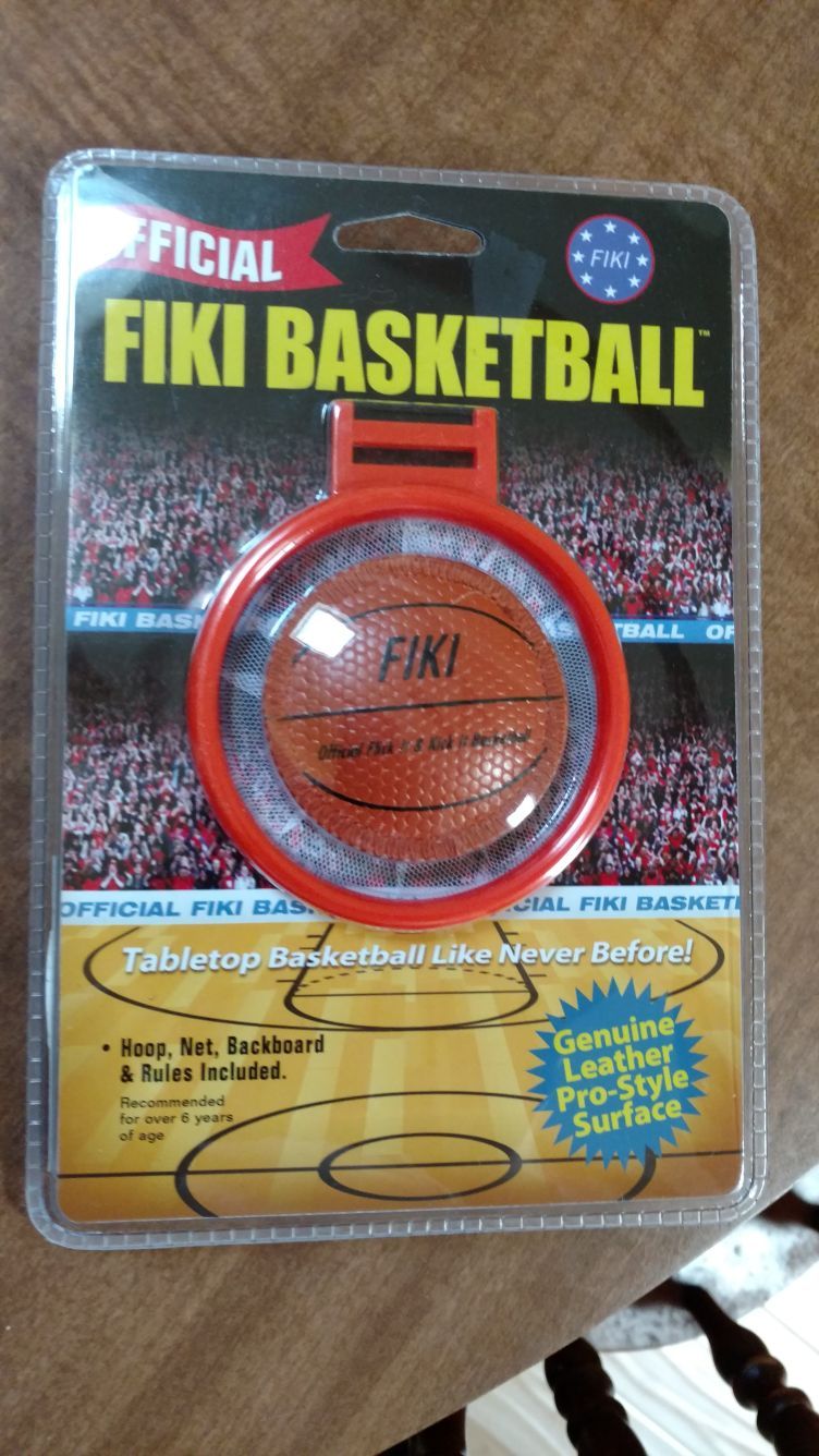 Tiki basketball tabletop basketball