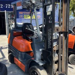 Toyota Forklift Used 3 Stage Ready To Work! LOW HRS