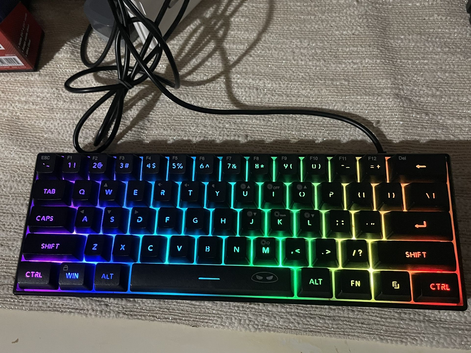 MAGEGEE Gaming keyboard