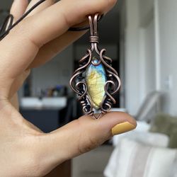 Labradorite Swirl Pendant Necklace 